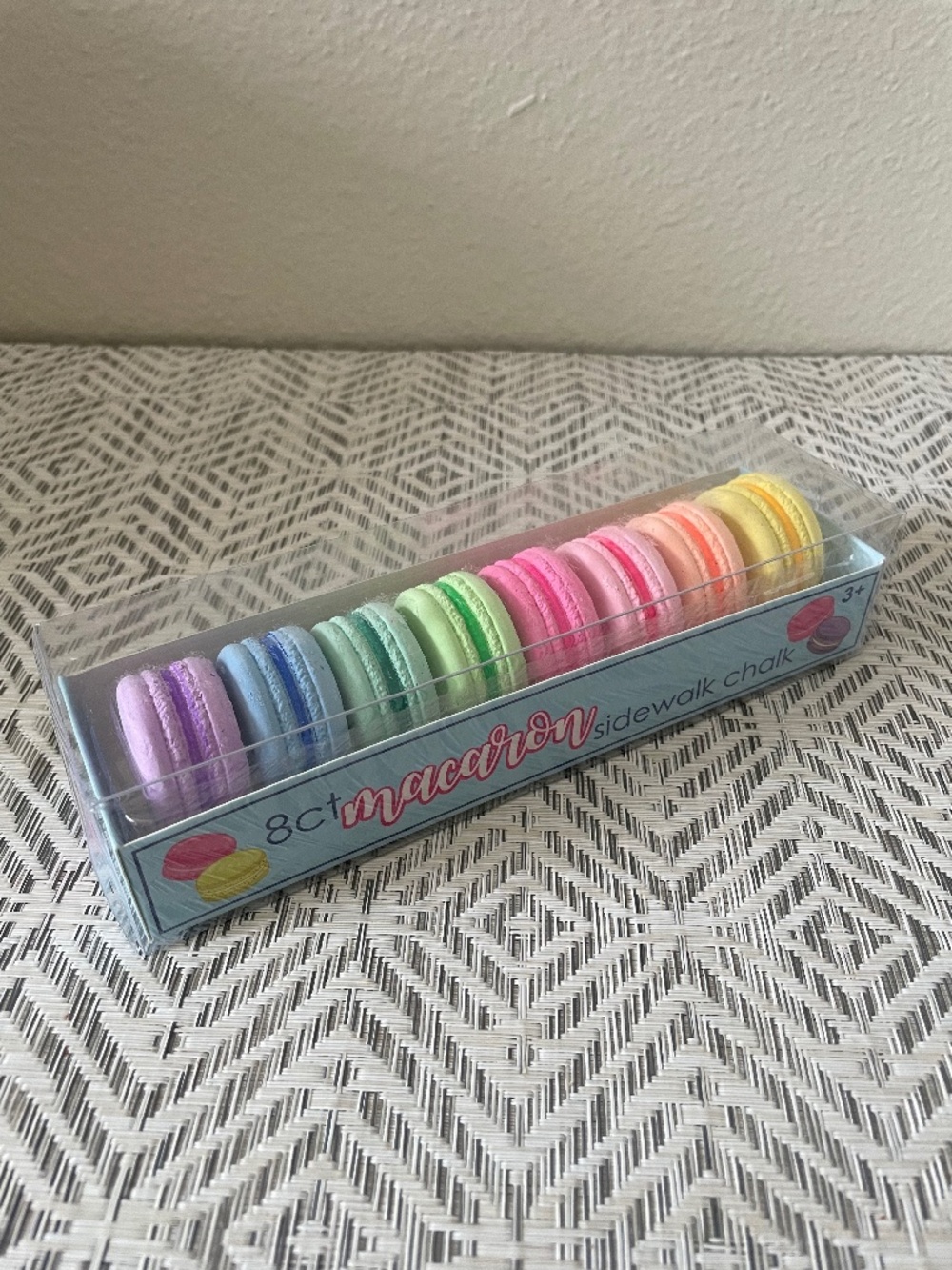 Loddie Doddie 8ct Macaron Sidewalk Chalk Art Set for Kids Children